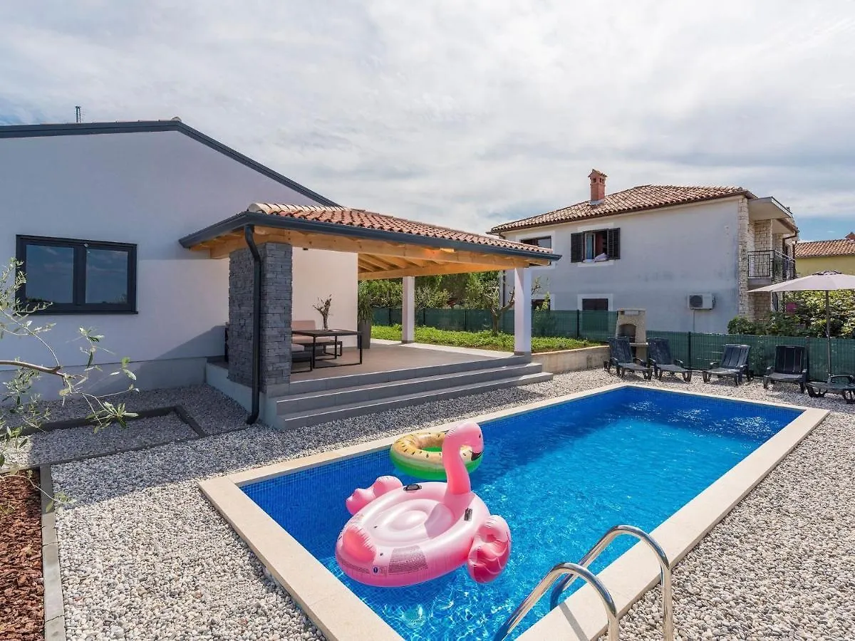 Pleasant Holiday Home In Novigrad Novigrad Istria