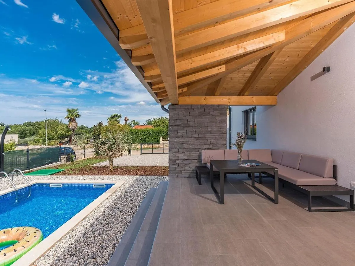 Pleasant Holiday Home In Novigrad Novigrad Istria