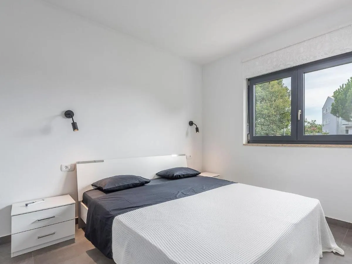 Pleasant Holiday Home In Novigrad Novigrad Istria Kroatien